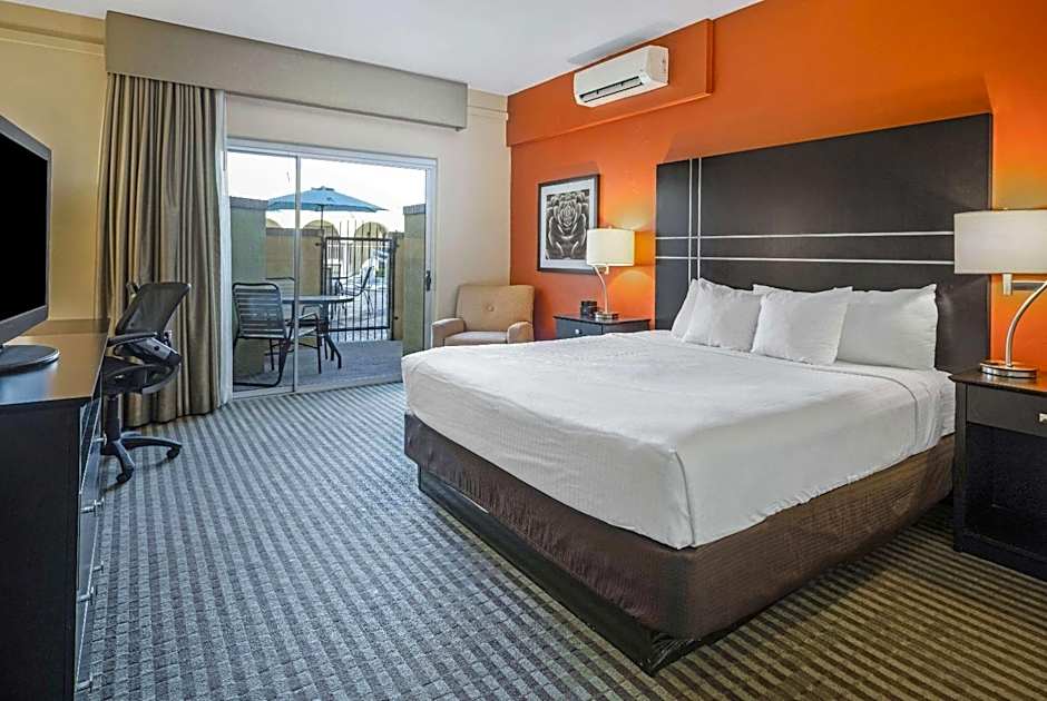 La Quinta Inn & Suites by Wyndham Tucson Reid Park