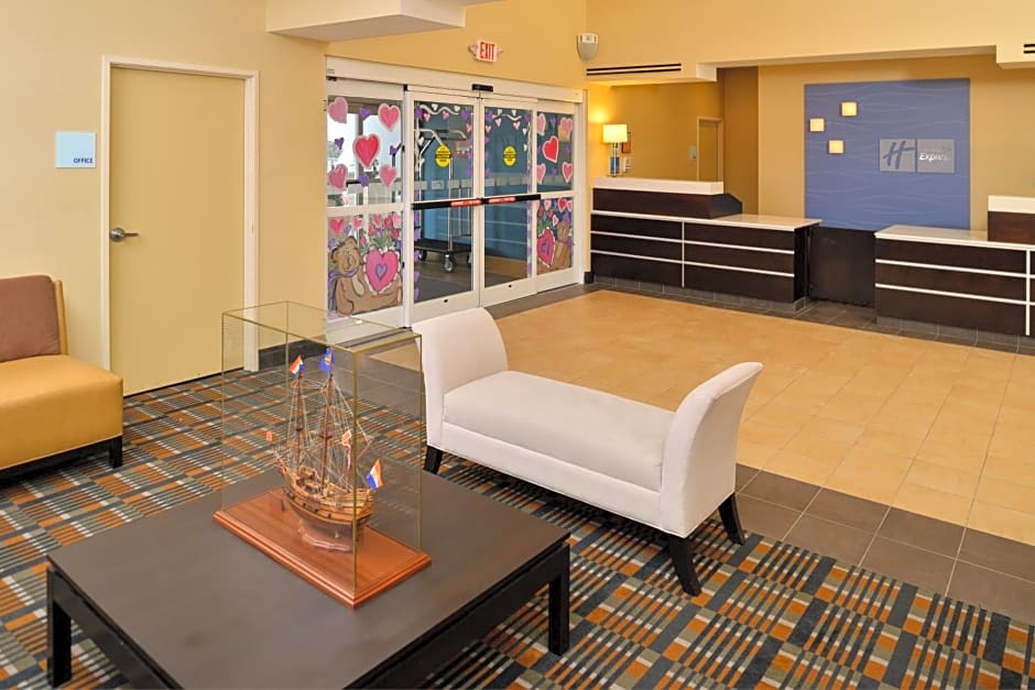 Holiday Inn Express & Suites Peekskill-Lower Hudson Valley By IHG