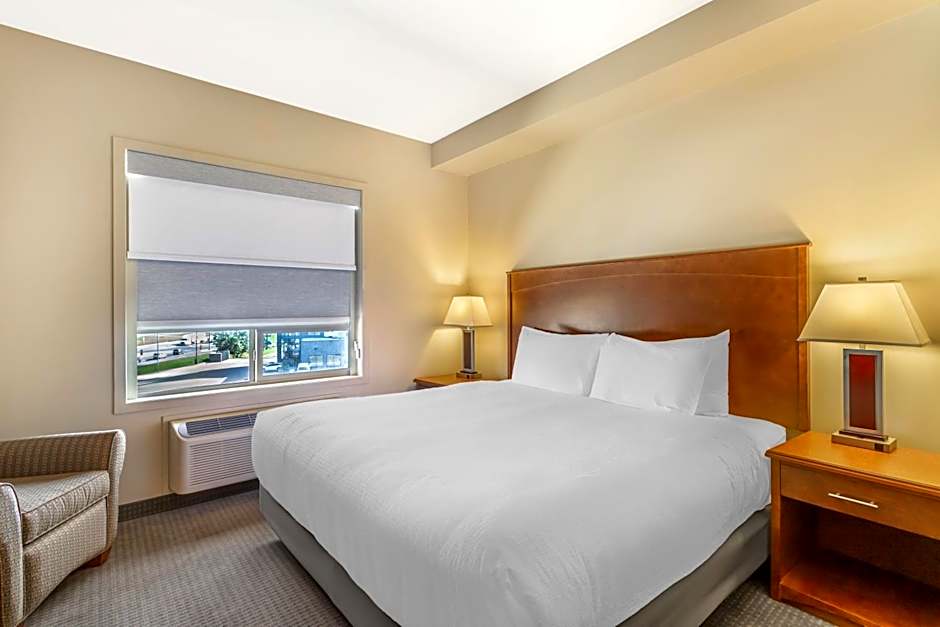 Best Western Plus Service Inn & Suites