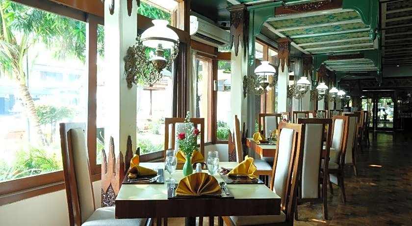 Kusuma Sahid Prince Solo Hotel