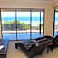 The Lighthouse - Beachfront Accommodation