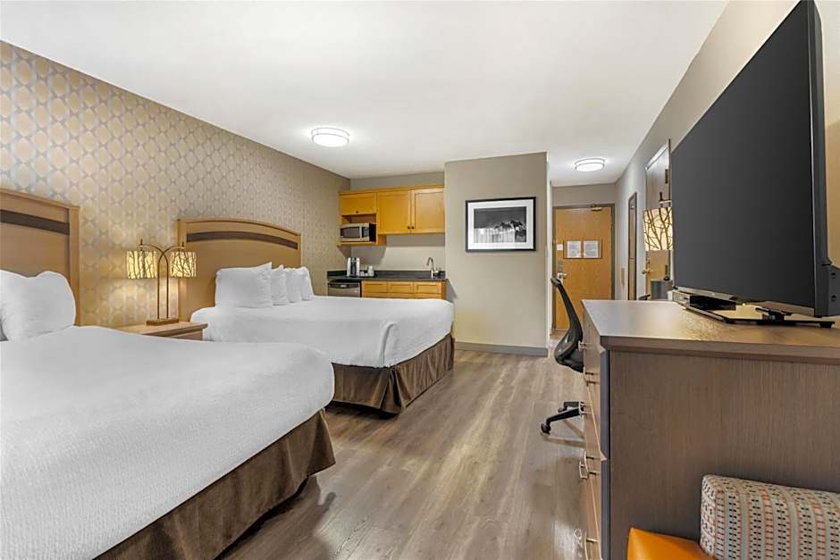 Best Western Plus Country Meadows Inn