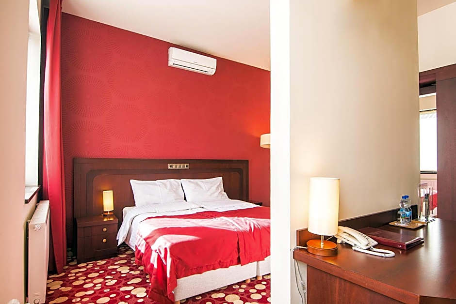 Hotel Rodan