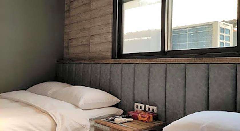 18th prussianblueinn