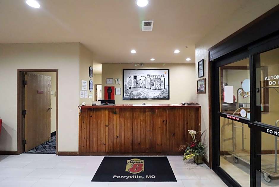 Super 8 by Wyndham Perryville