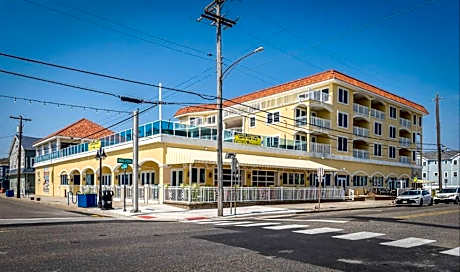 Champagne Island Resort Unit 107