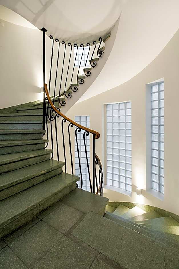 Apart Hotel B
