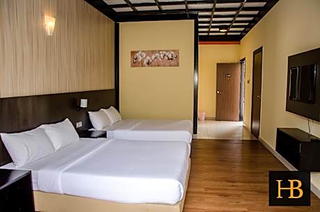Deluxe Quadruple Room