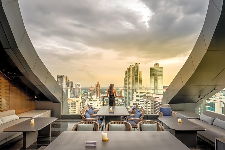 Carlton Hotel Bangkok Sukhumvit - SHA Extra Plus