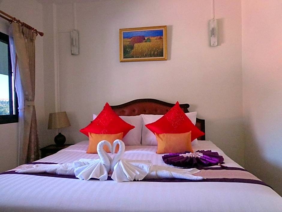 Namkhong Riverside Hotel