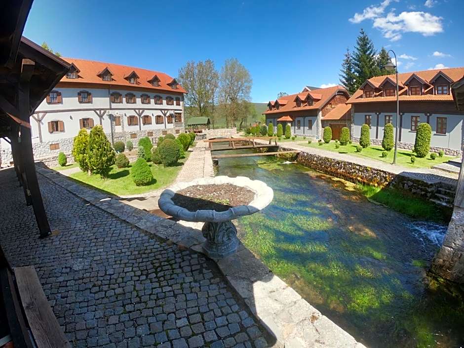 Hotel Gacka