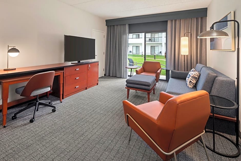 Courtyard By Marriott Chicago Waukegan/Gurnee