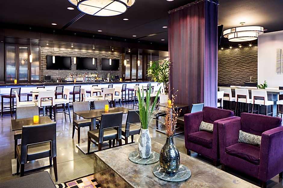 Hyatt House Charlotte Center City