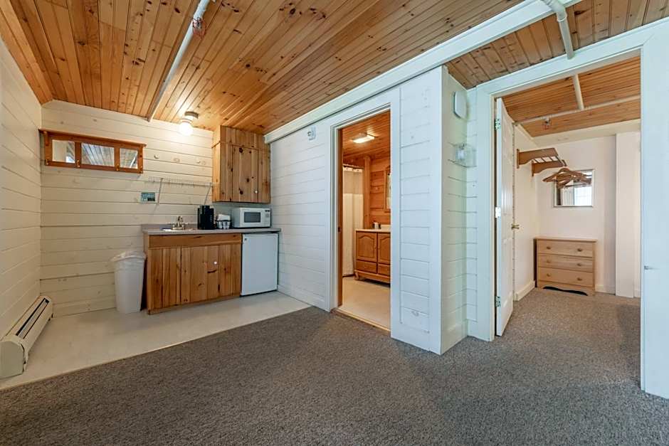 Cranmore Mountain Lodge Bed & Breakfast