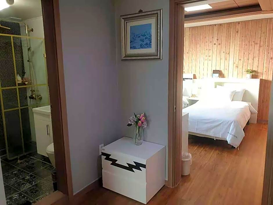 HY Choi Hotel