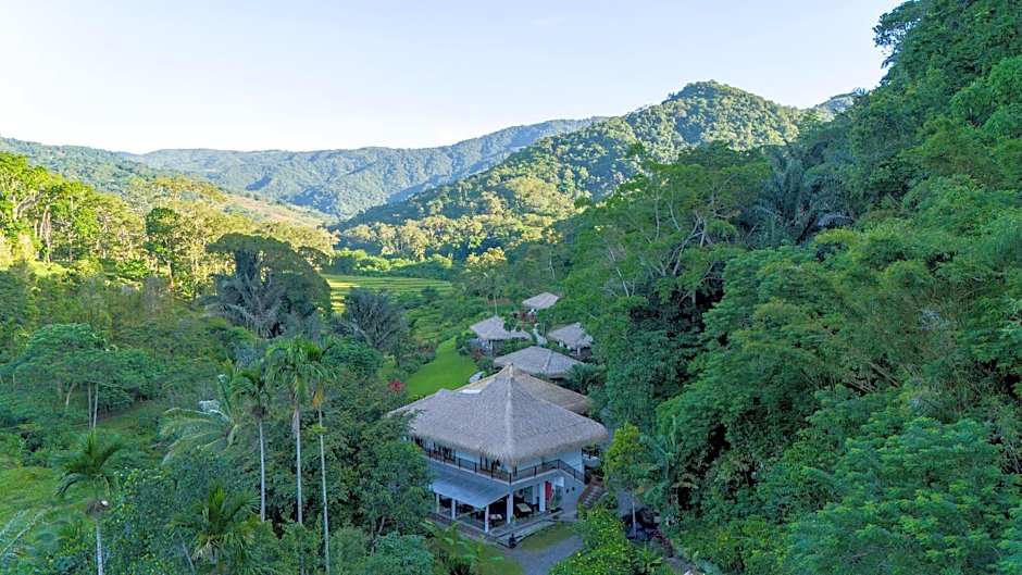 Kelimutu Crater Lakes Eco Lodge