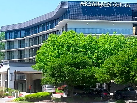 Aksarben Suites, A Trademark Collection Hotel