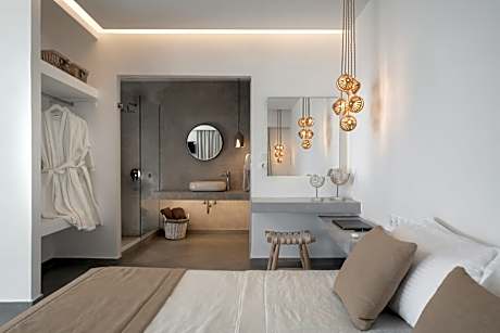 Premium Suite with Private Pool and Sea View