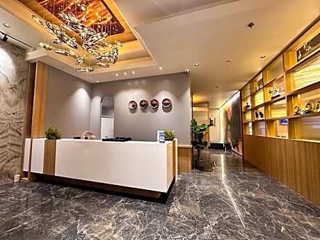 Hotel Park Royal -  near Sacred Dwarkadhish Temple