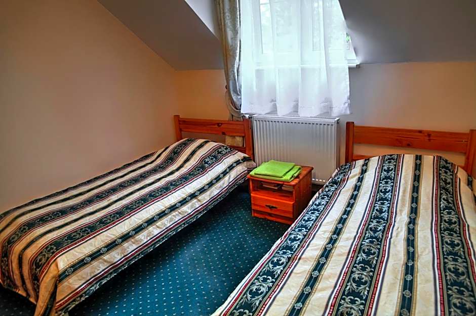 Zespół Pałacowo-Parkowy Bądzów