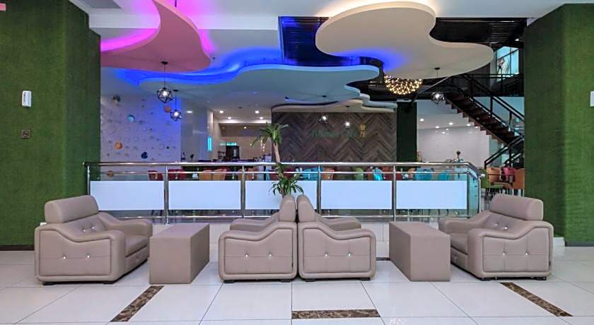 Hotel Holmes Gelang Patah