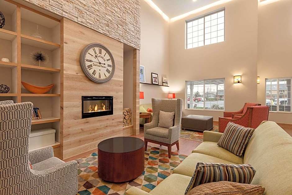 Country Inn & Suites by Radisson, Ames, IA