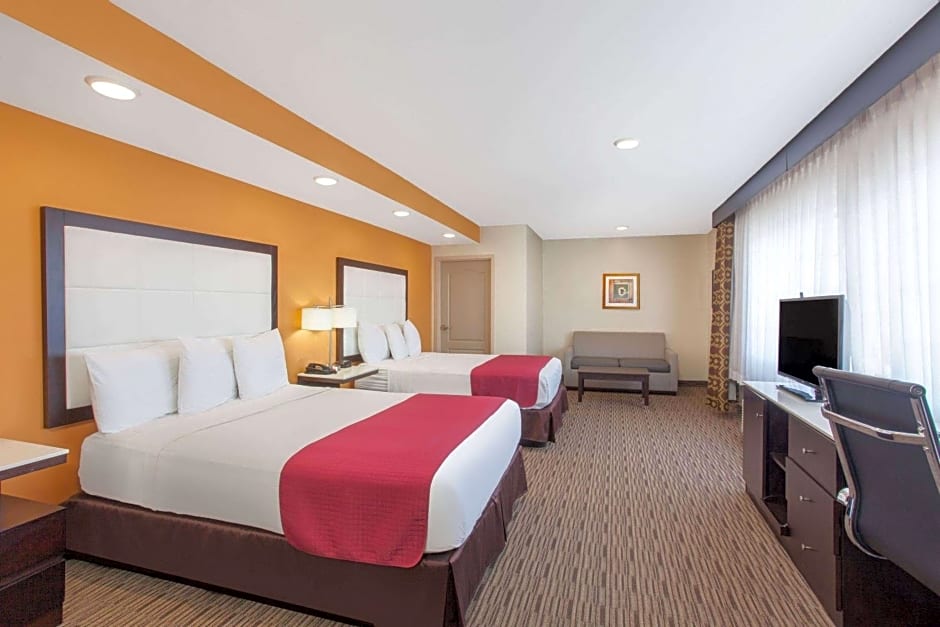 Ramada by Wyndham Culver City