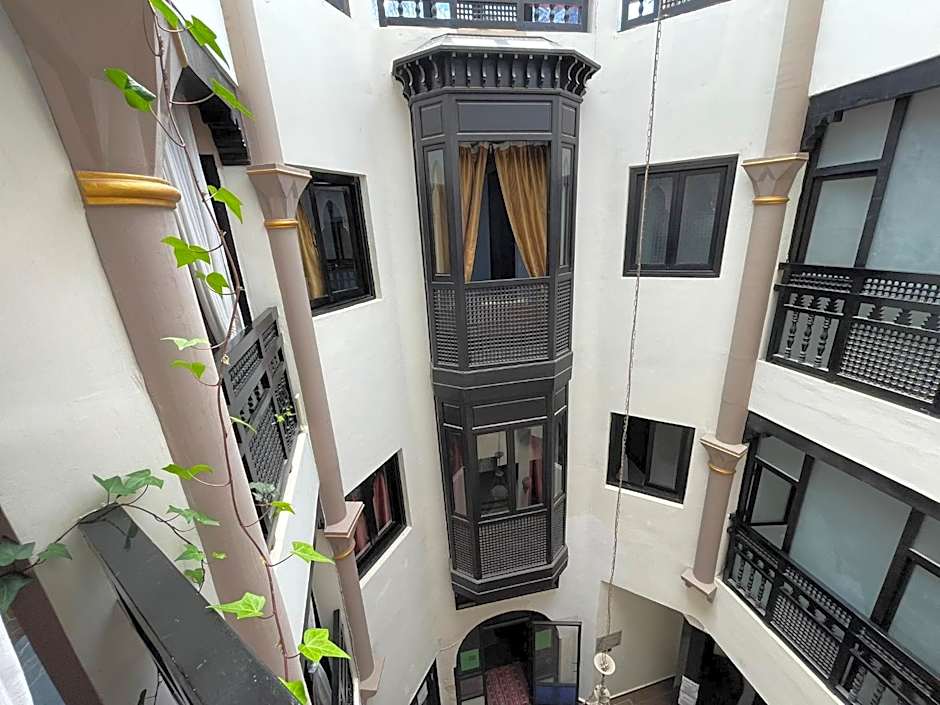 Riad 7 Pierres