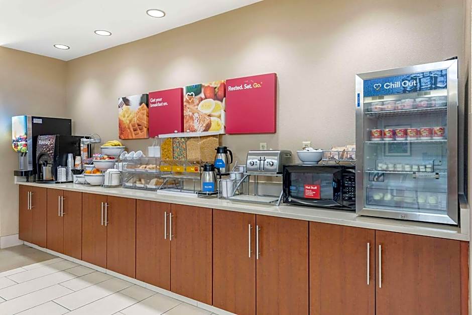 Holiday Inn Express & Suites Hebron - Cincinnati Airport by IHG