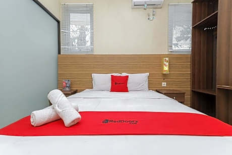 RedDoorz Syariah @ Klojen Malang