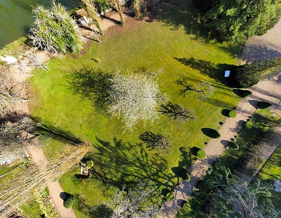 Maison Angulus Ridet