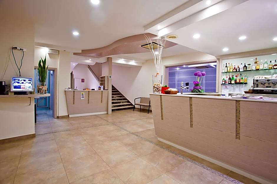 Hotel Thea