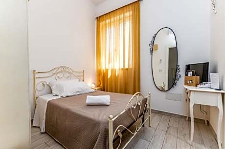 Single Room (1 Adult)