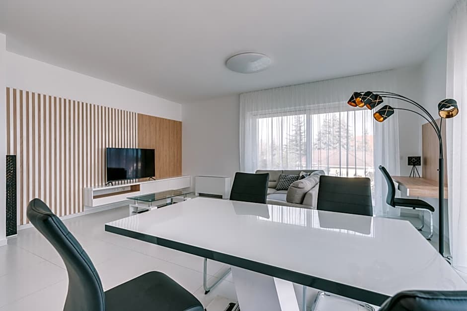 BIRGÉS Villapark Apartments