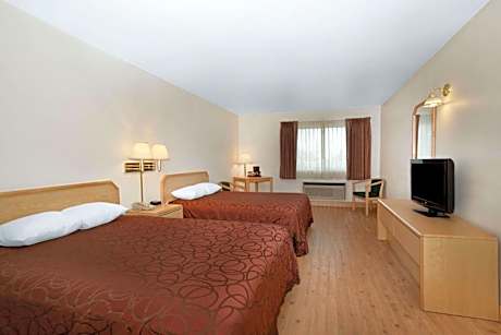 2 Queen Beds Mobility Accessible Room Non-Smoking