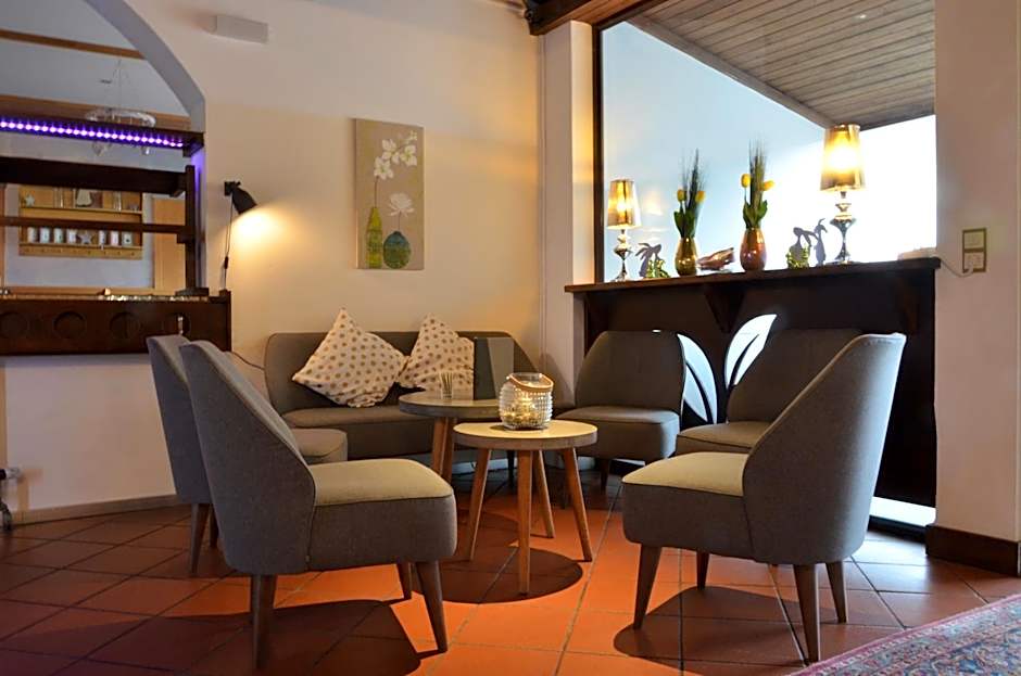 Dahoam by Sarina - Rooms & Suites