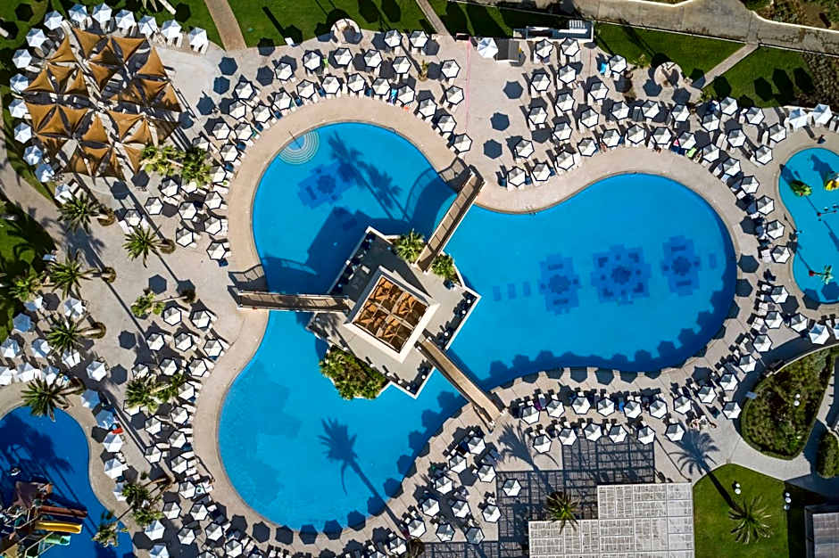 Atlantica Ocean Beach Resort