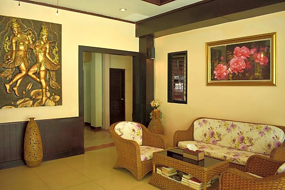 Outdoor Inn Kata Hotel