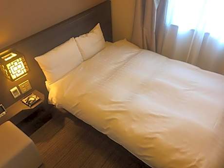 Double Room with Small Double Bed - Non-Smoking