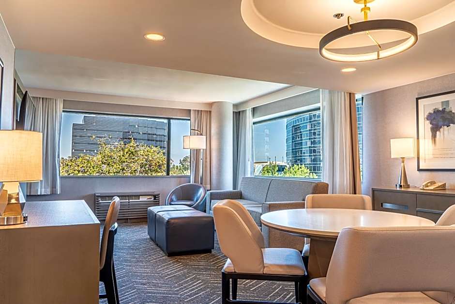 Orange County Hotel