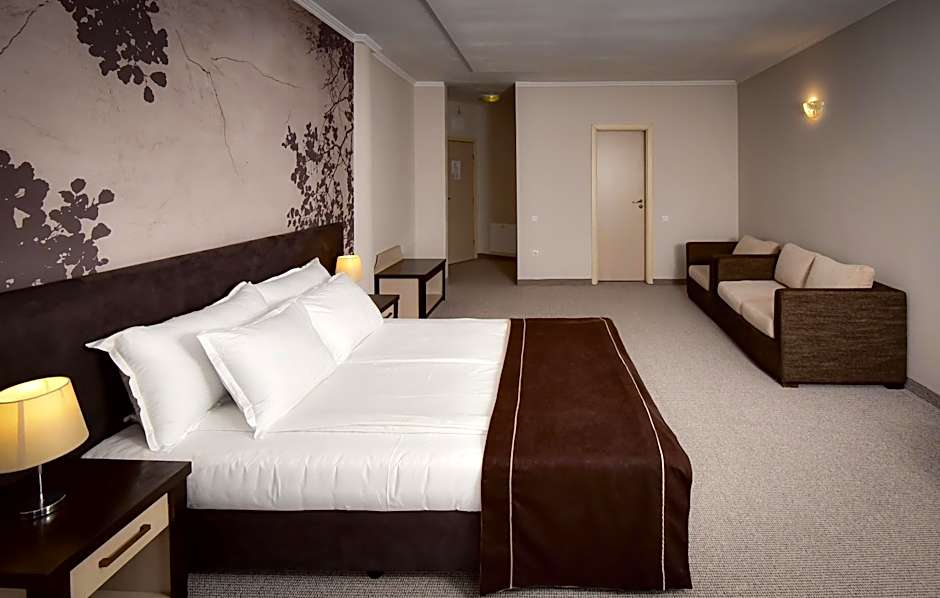 Rhodopi Home Hotel Chepelare- Half Board & Wellness