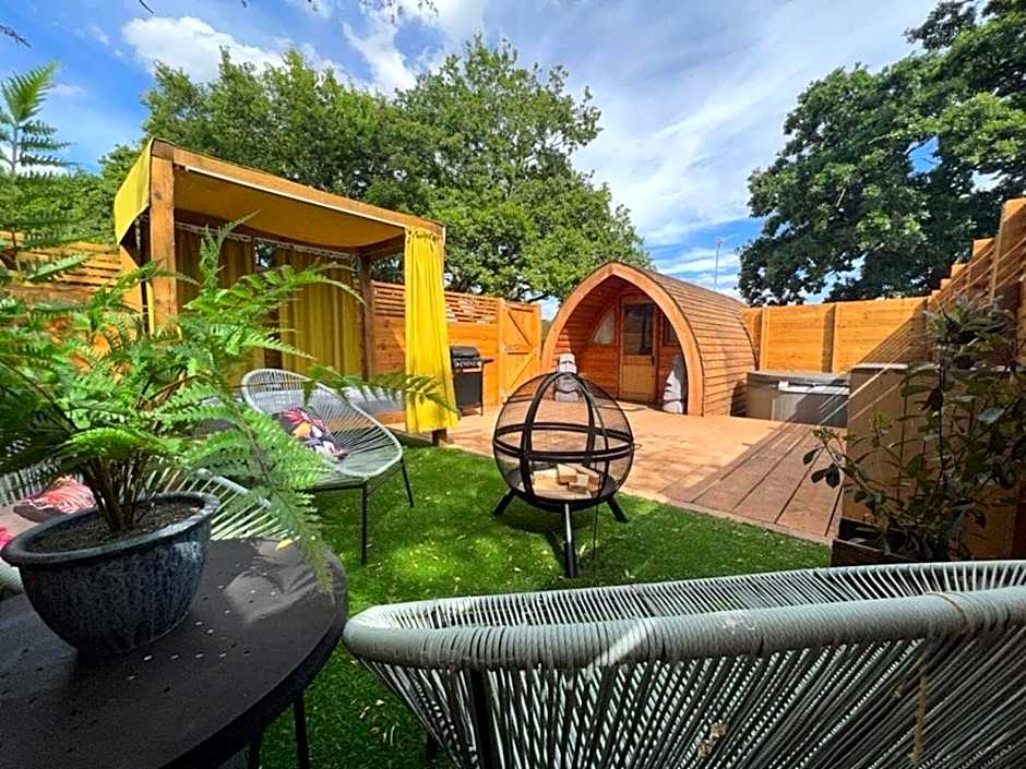 Woodlakes Park By Liv Retreats