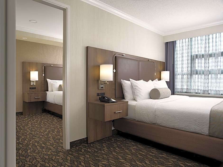 Best Western Plus Carlton Plaza Hotel