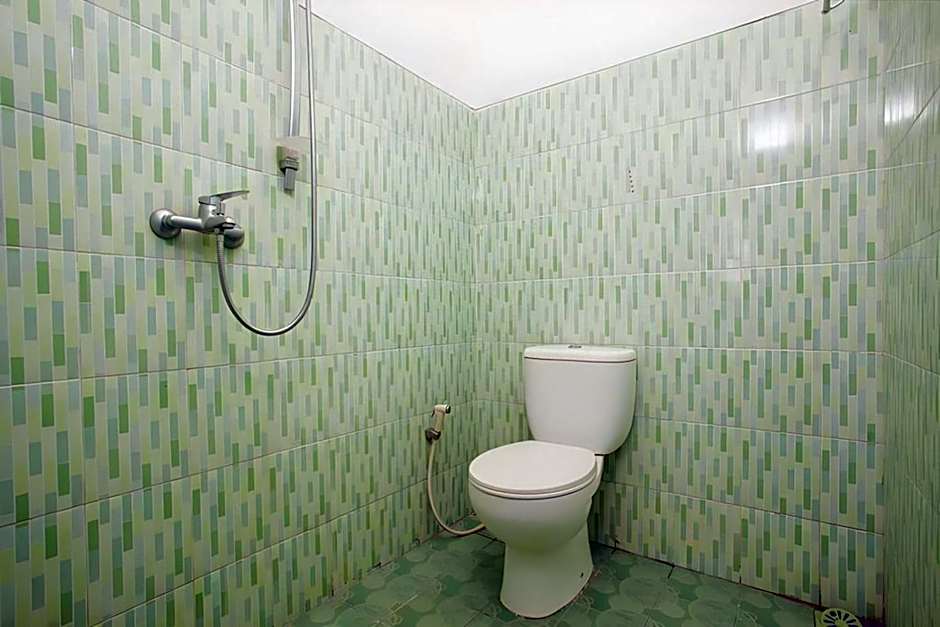 RedDoorz at Hotel Huni Raya Bromo