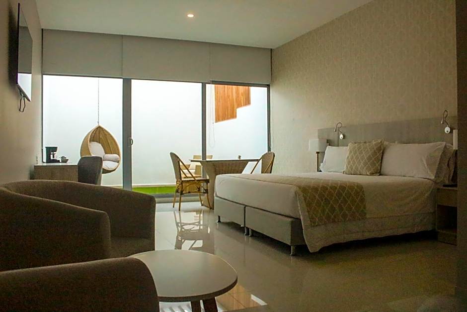 Hotel Dorado Plaza Alto Prado