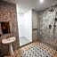 Tonmai Suites