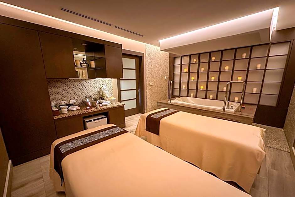Sheraton Grand Panama