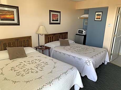 Classic Quadruple Room