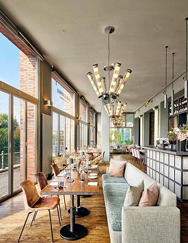 AMERON Berlin ABION Spreebogen Waterside