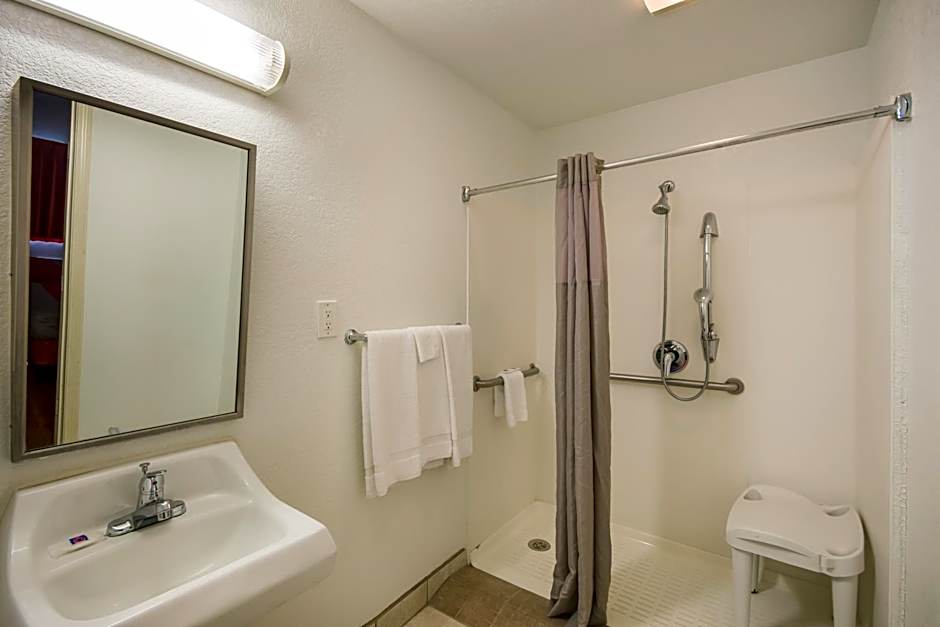 Americas Best Value Inn & Suites Humble